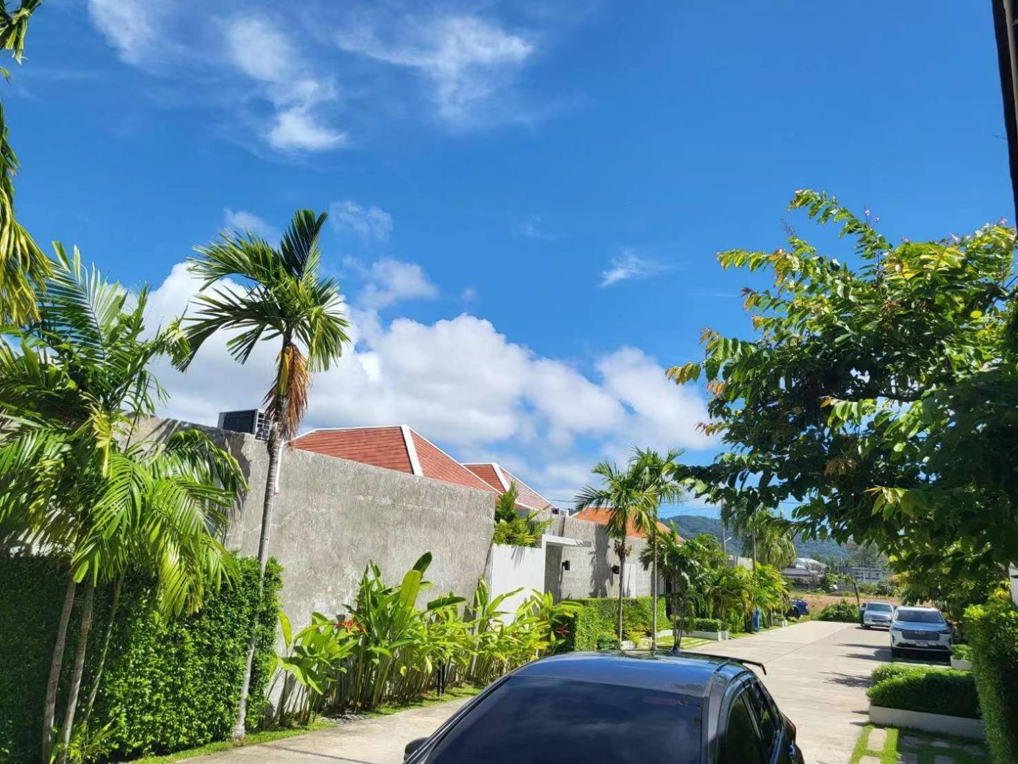 E Villa Near Bangtao Beach ,普吉高端社区邦涛区度假村私人泳池别墅 Bang Tao Beach  Exterior photo